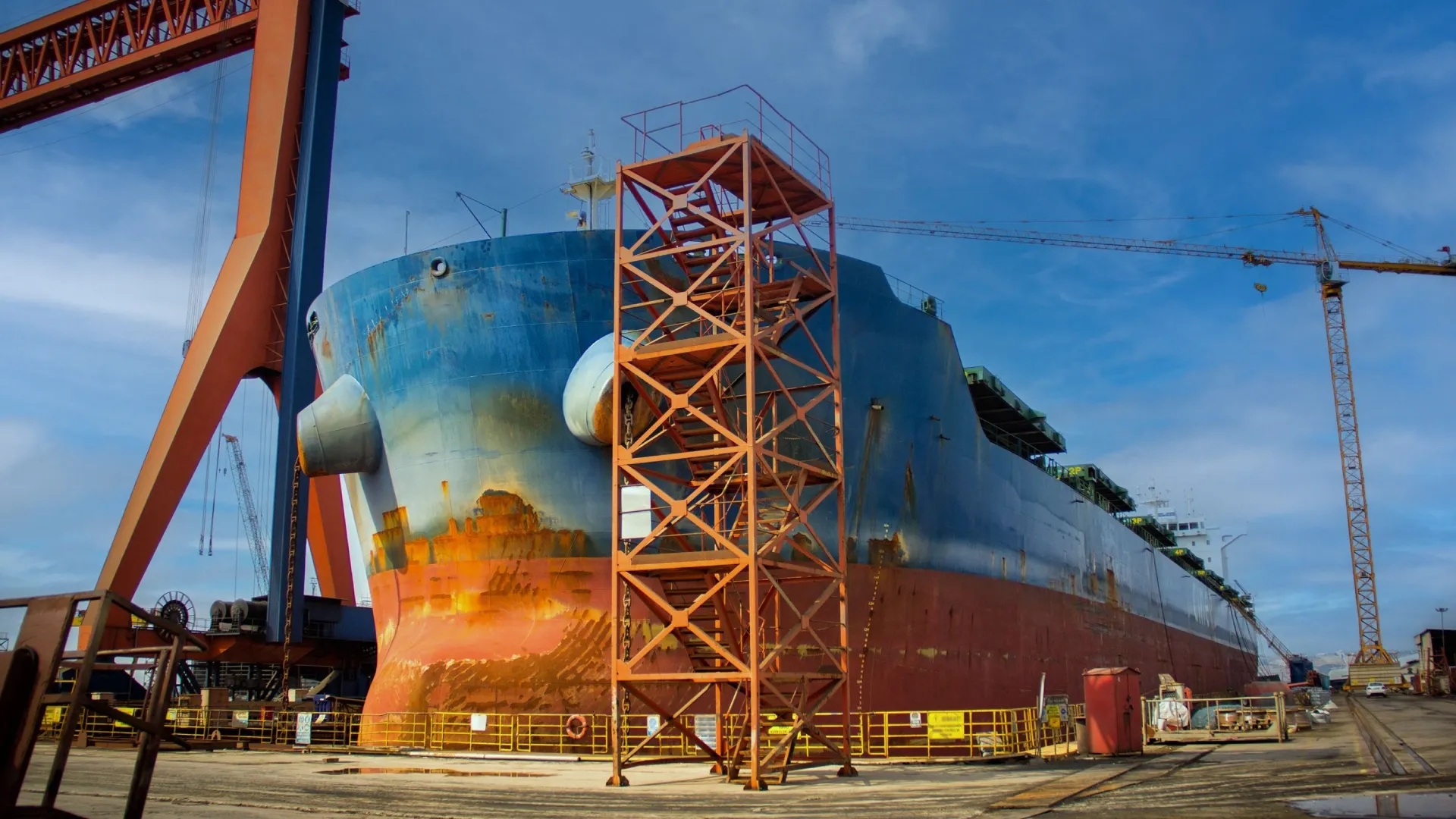 vessel retrofits & piping design